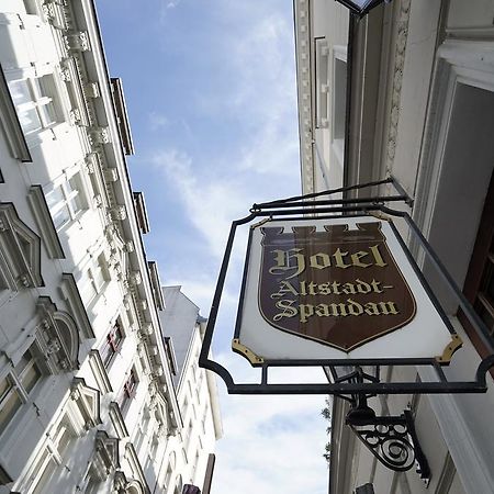 Hotel Altstadt Spandau Seeburg  Bagian luar foto