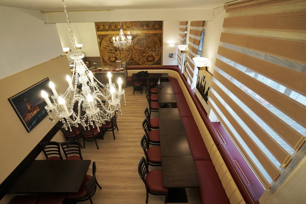 Hotel Altstadt Spandau Seeburg  Bagian luar foto