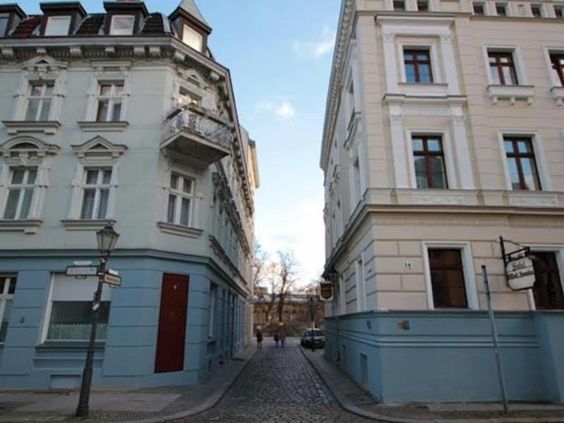 Hotel Altstadt Spandau Seeburg  Bagian luar foto
